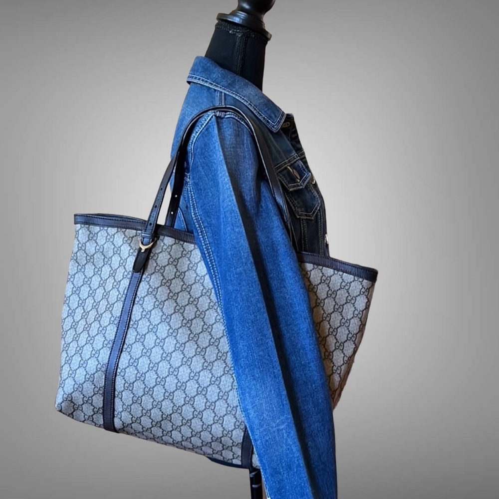 A21- 💯 % authentic Gucci shoulder bag - Picture 4 of 16